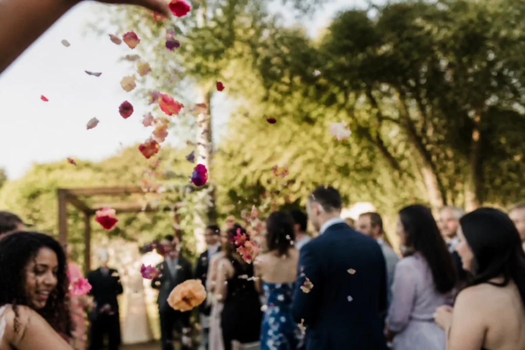 best confetti for weddings